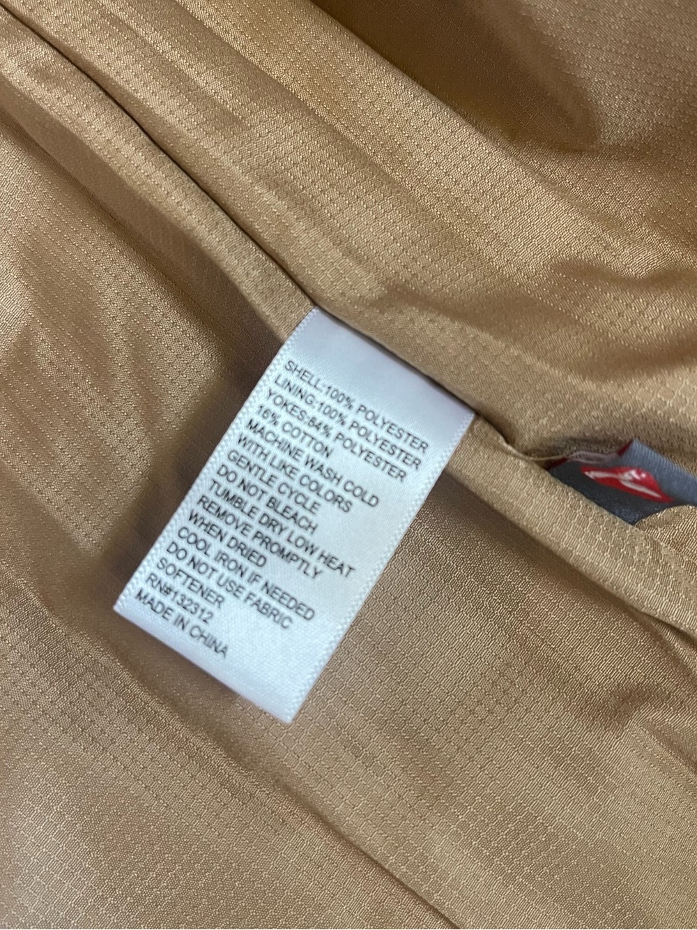 NWOT Howler Brothers Rounder Insulated vest - Picture 10 of 10